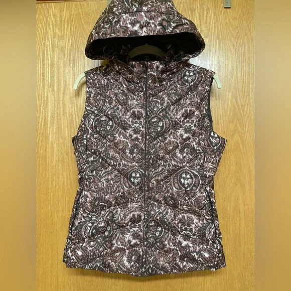 Patagonia Brown Paisley Hooded Down Puffer Vest Zip Up Women’s Size Medium - Picture 5 of 11